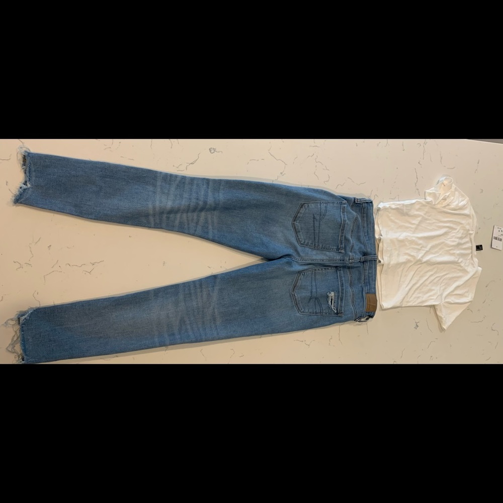 American eagle jeans & Forever 21 top - Picture 2 of 6